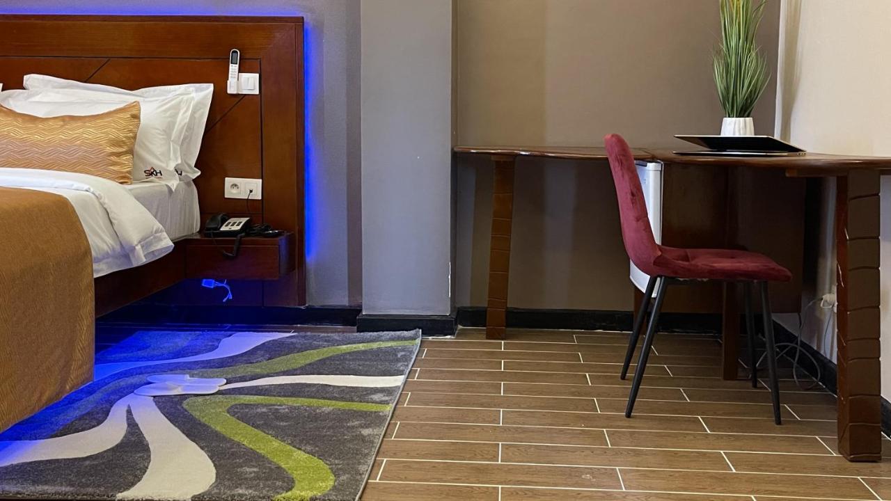 Sky Kenako Hotel Криби Экстерьер фото
