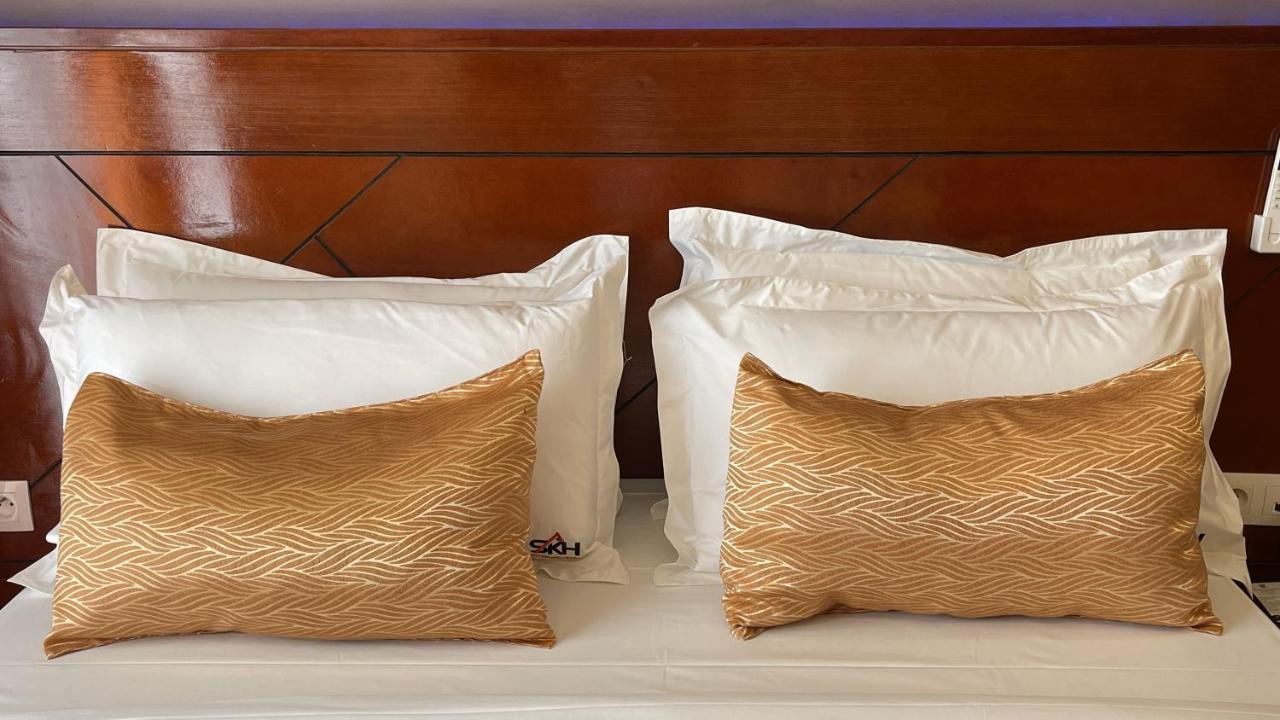 Sky Kenako Hotel Криби Экстерьер фото