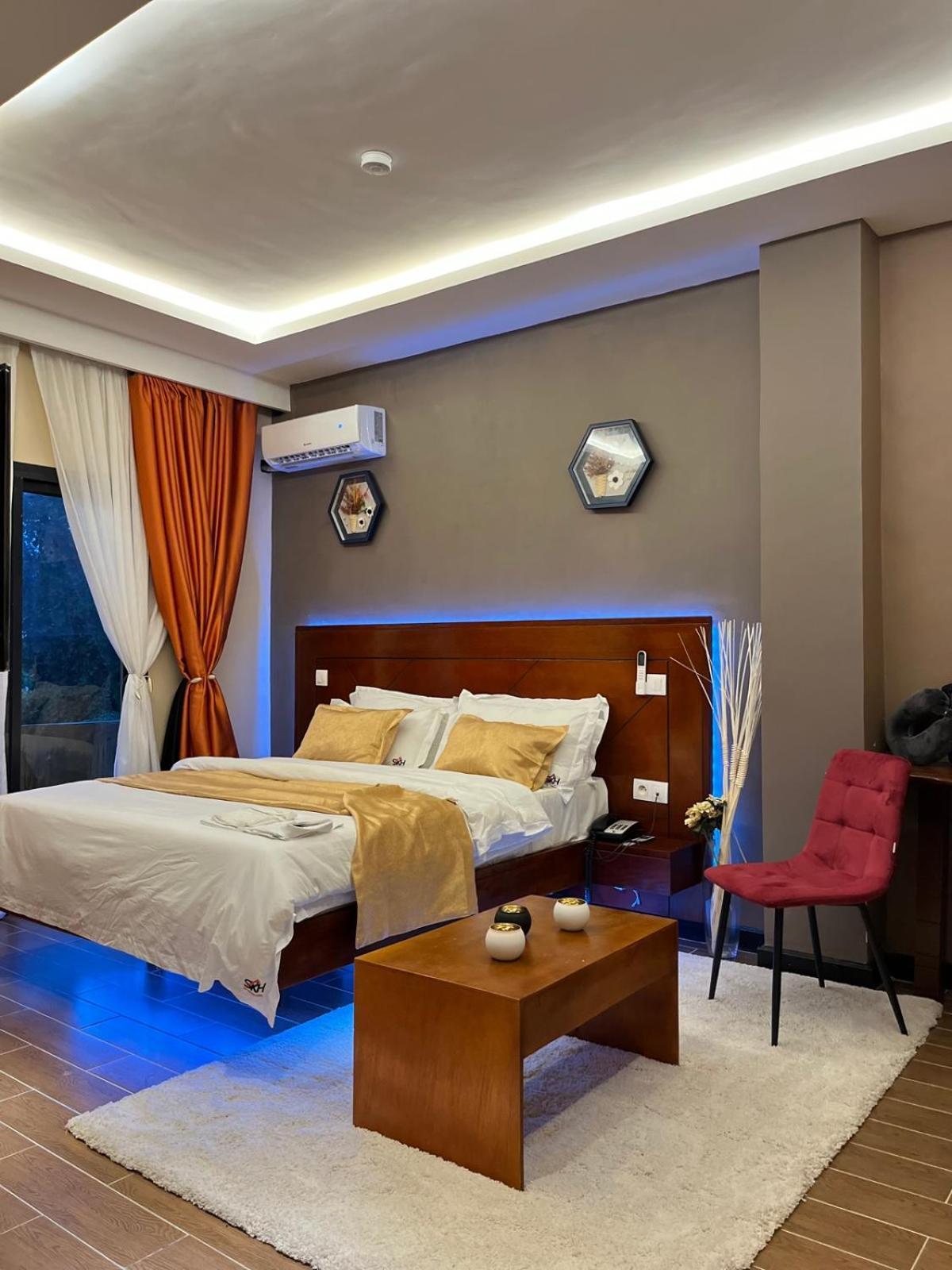 Sky Kenako Hotel Криби Экстерьер фото